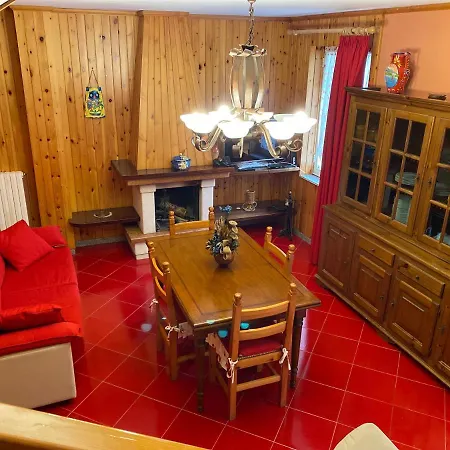 בית נופש Residenza Miramonti קסטל די סנגרו